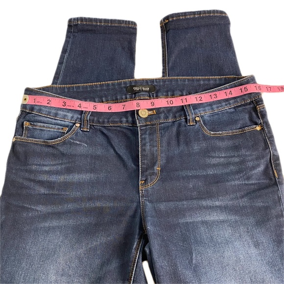 WHBM Dark Wash Distressed Skinny Regular Rise Jeans size 6R - Picture 10 of 12